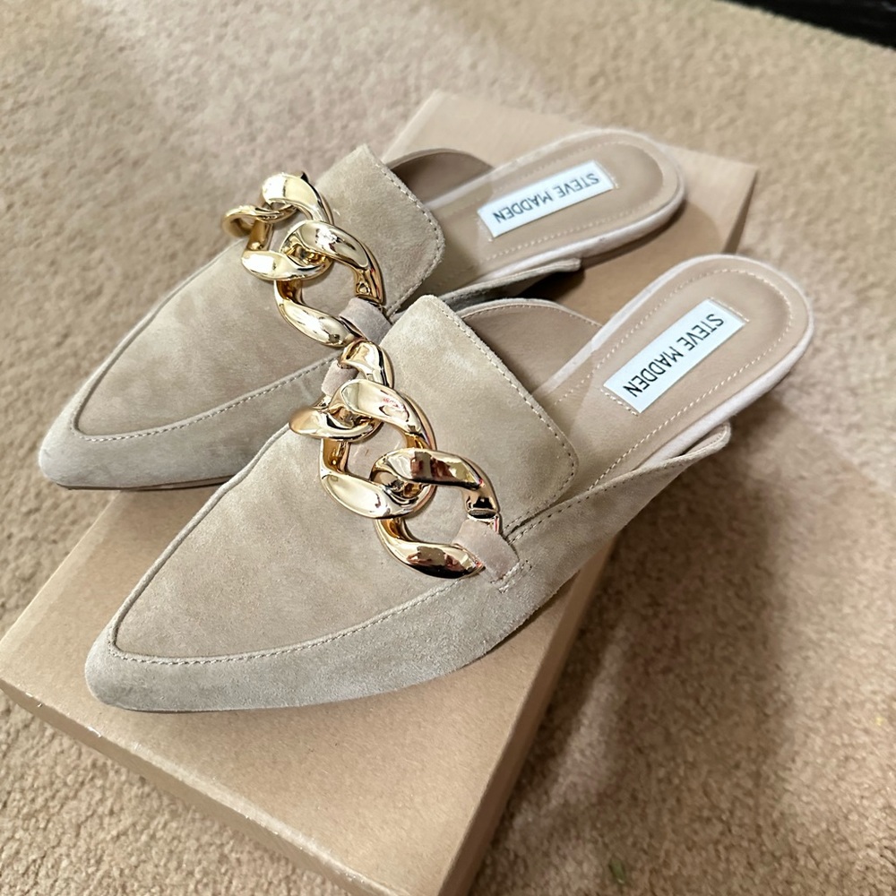 Like New Steve Madden Finn Chain Slides in Tan 7.5